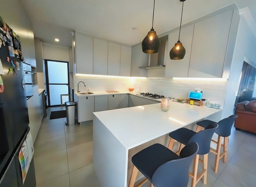 4 Bedroom Property for Sale in Sandown Western Cape